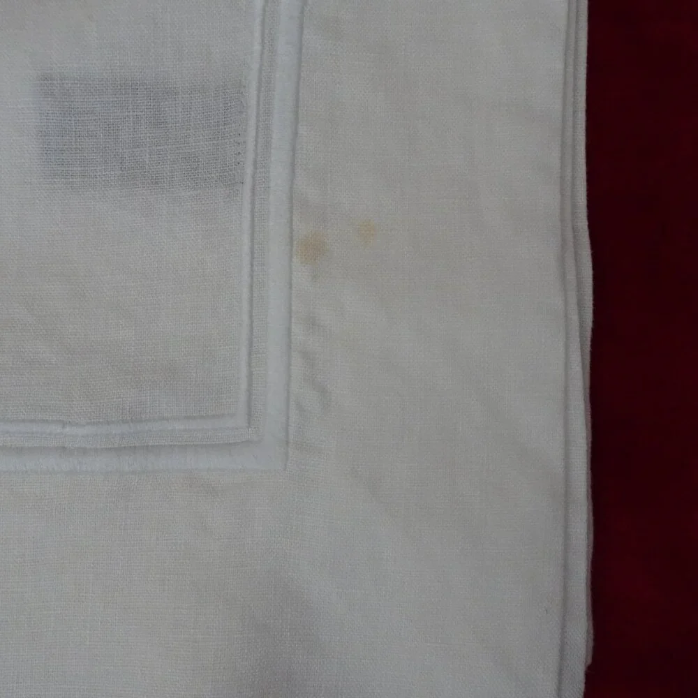 Lands' End Linen Tablecloth 60